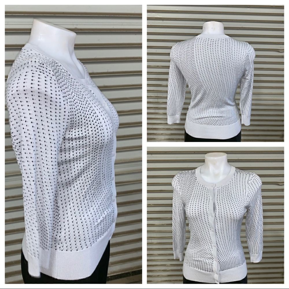 Halogen button up cardigan gray with black dots - Picture 2 of 7